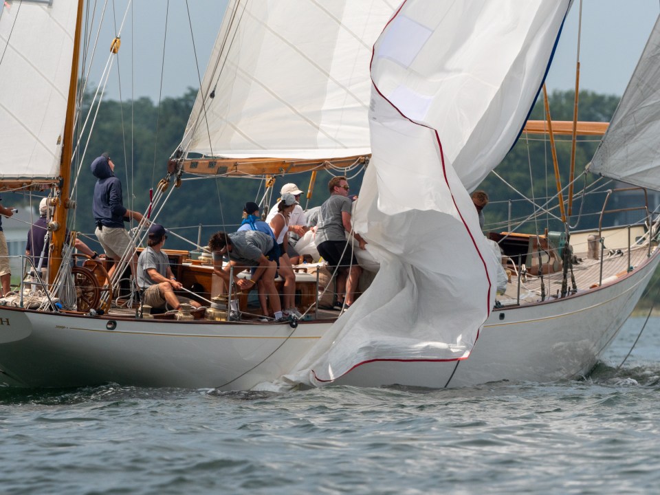 Regatta Images
